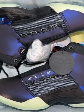 Jordan 17 Doernbecher size 10